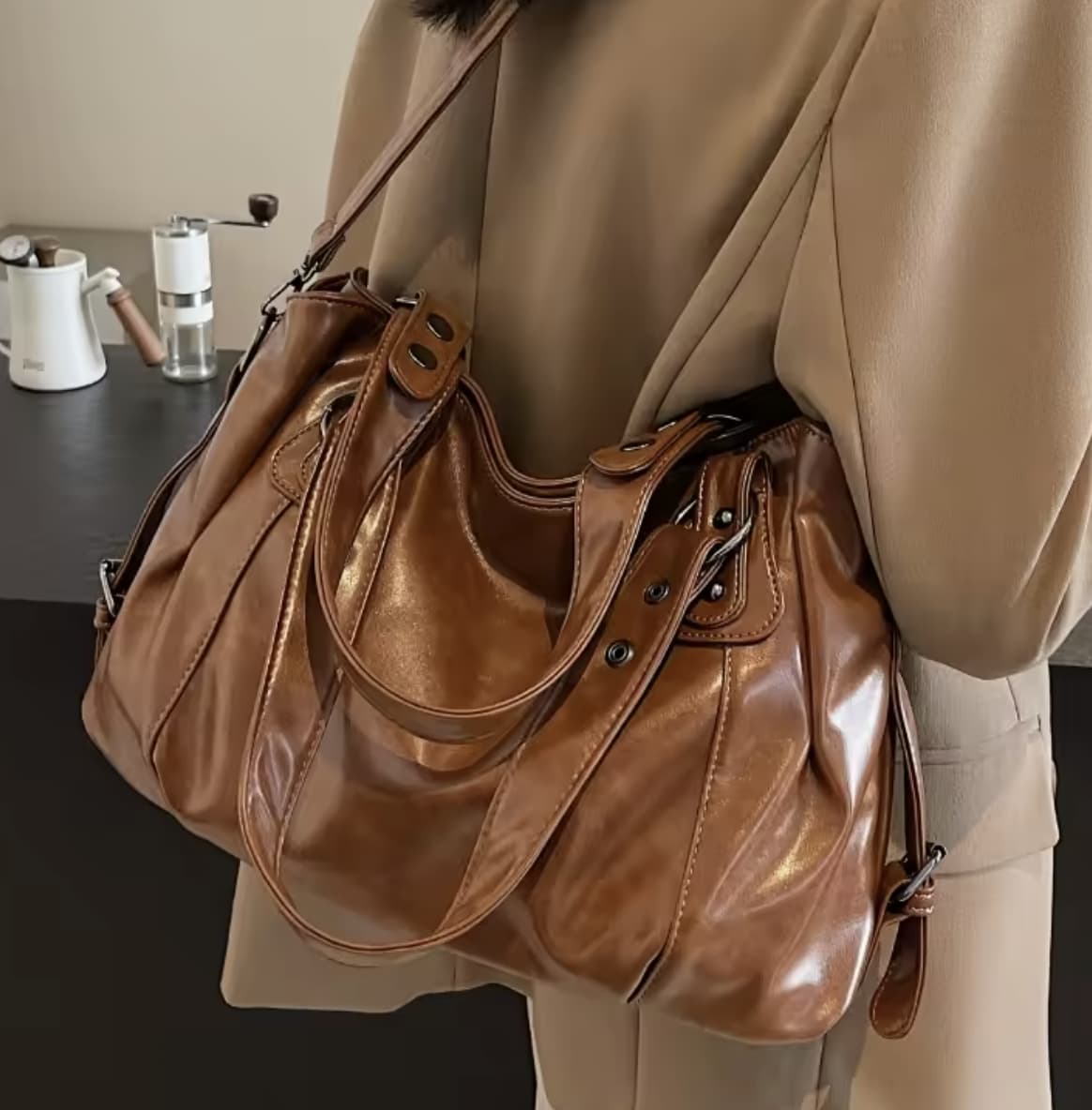 HÉRA - Borsa a Mano Grande in Pelle Morbida