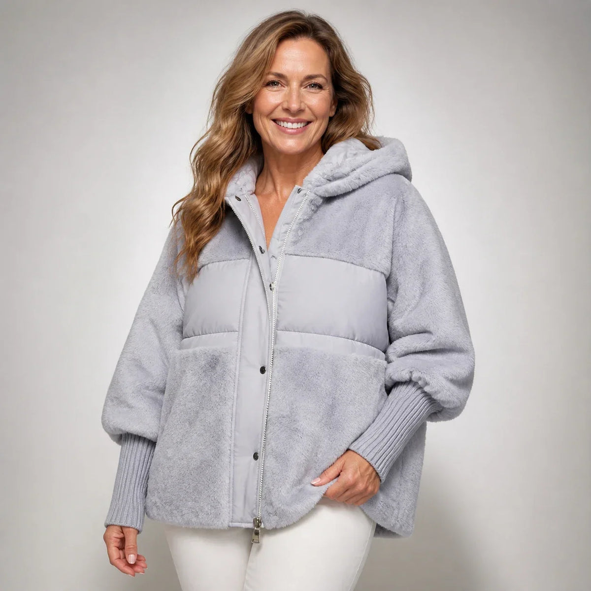 Amparo™ | Puffer oversized con capucha - Aura Barcelona - imagen 10